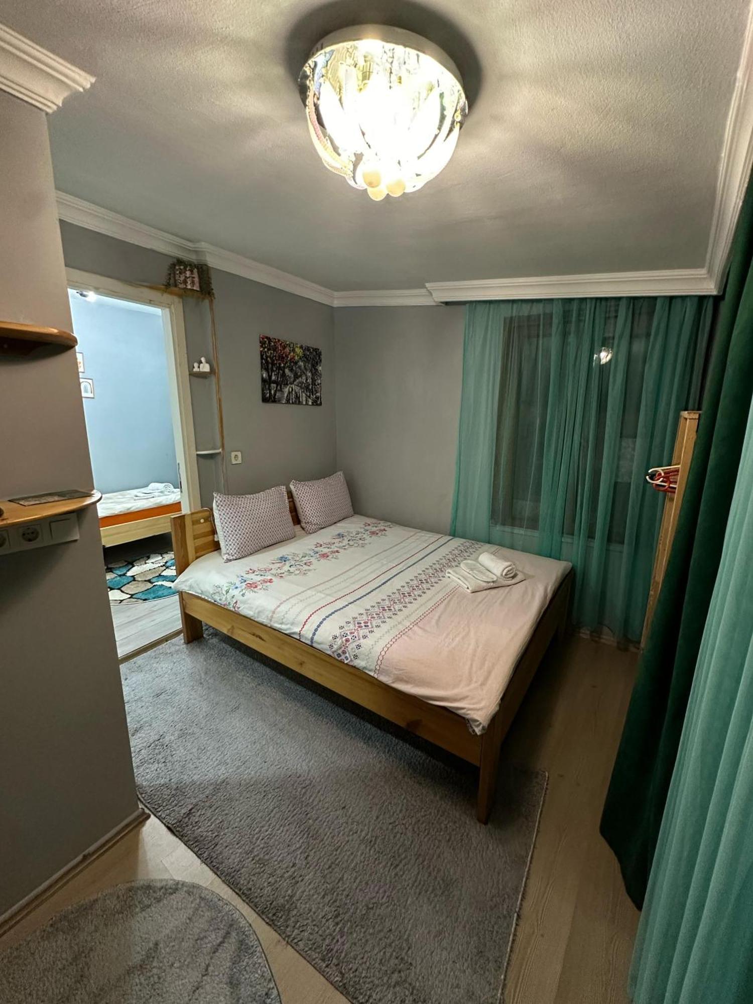 Nelly Guesthouse — Photos 1